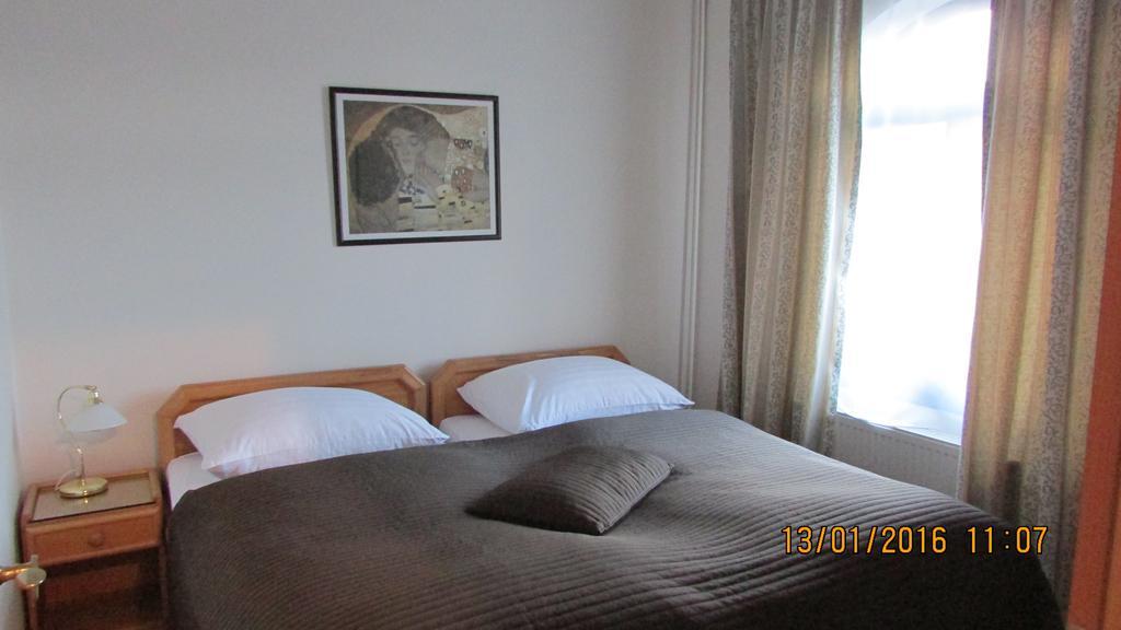 Villa Jinonice Prague Room photo